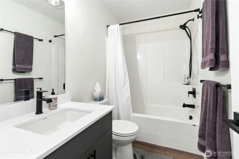 Property photo for 13710 Ash Way #b7, Everett photo 33