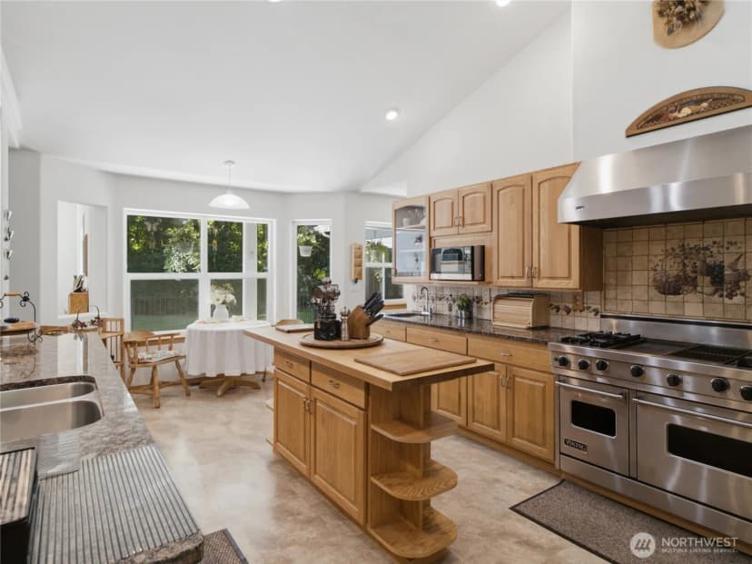 Property photo for 3412 Quail Creek Ln Ne, Olympia photo 10