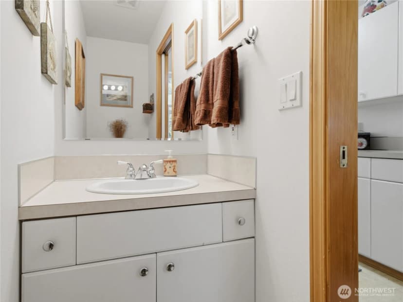Property photo for 3412 Quail Creek Ln Ne, Olympia photo 24