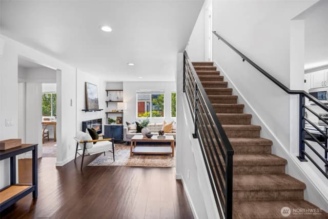 Property photo for 10215 Evanston Avenue N #2, Seattle photo 5