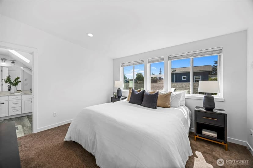 Property photo for 10215 Evanston Avenue N #2, Seattle photo 33