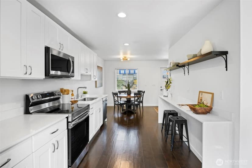 Property photo for 10215 Evanston Avenue N #2, Seattle photo 22