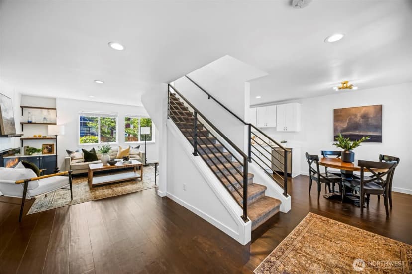 Property photo for 10215 Evanston Avenue N #2, Seattle photo 7