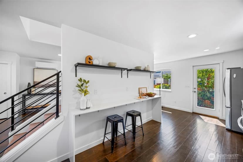 Property photo for 10215 Evanston Avenue N #2, Seattle photo 15