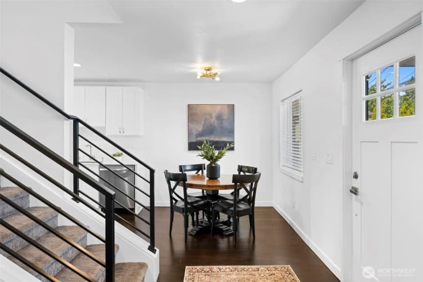 Property photo for 10215 Evanston Avenue N #2, Seattle photo 13