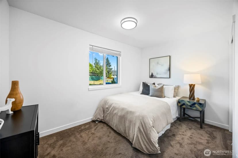 Property photo for 10215 Evanston Avenue N #2, Seattle photo 26