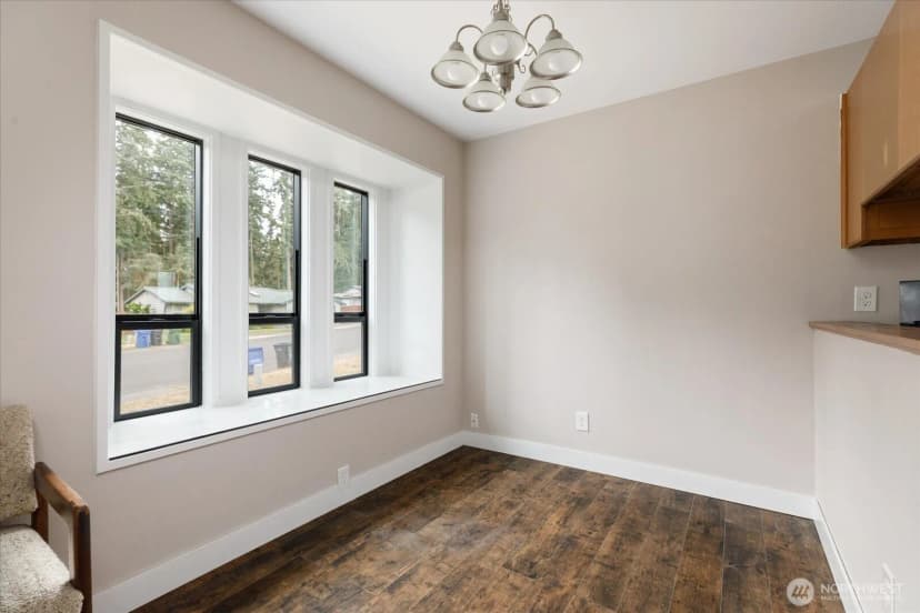 Property photo for 210 Nw Calista Ct., Oak Harbor photo 14