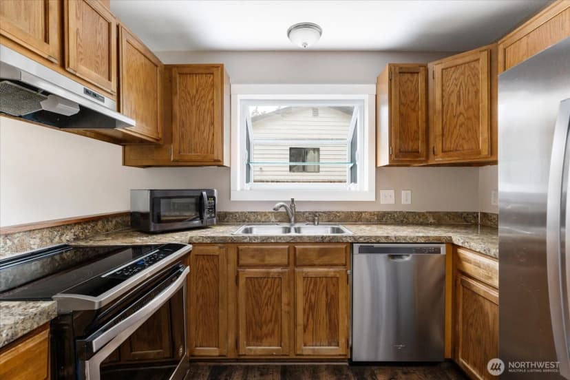 Property photo for 210 Nw Calista Ct., Oak Harbor photo 13