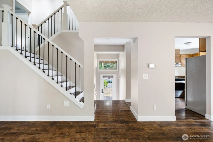 Property photo for 210 Nw Calista Ct., Oak Harbor photo 10