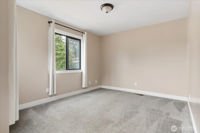 Property photo for 210 Nw Calista Ct., Oak Harbor photo 27