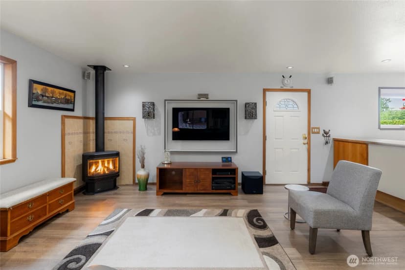 Property photo for 24648 96th Avenue S, Kent photo 11
