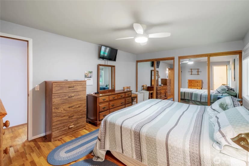 Property photo for 24648 96th Avenue S, Kent photo 13