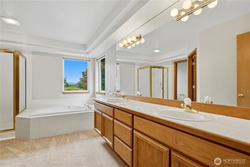 Property photo for 23151 Ne 15th Court, Sammamish photo 16