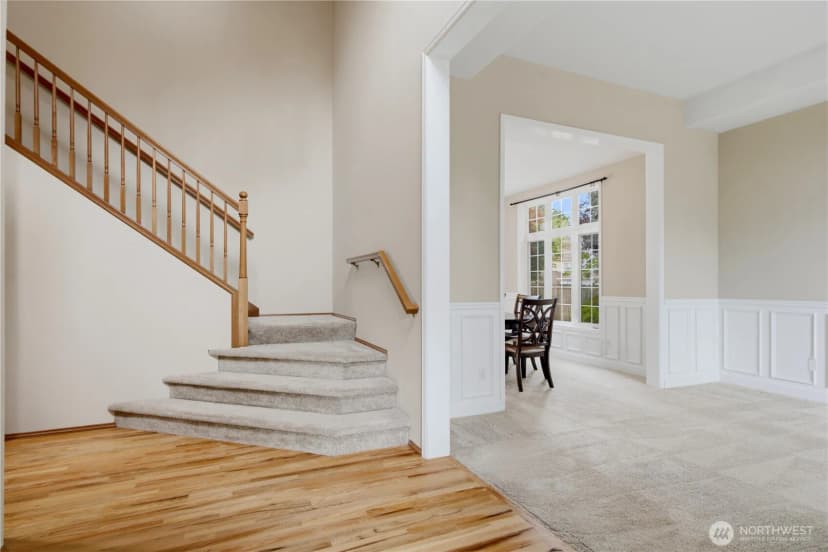 Property photo for 23151 Ne 15th Court, Sammamish photo 2