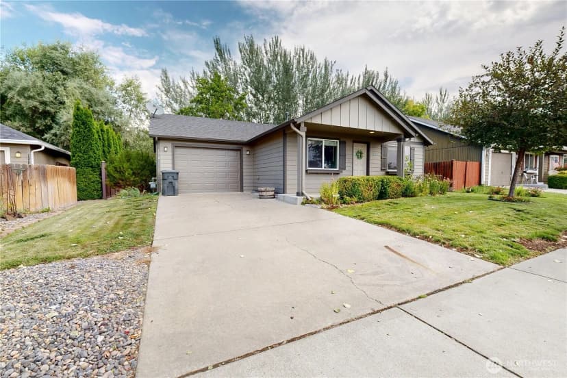 Property photo for 1310 Sw Riparian Court, College Place photo 32