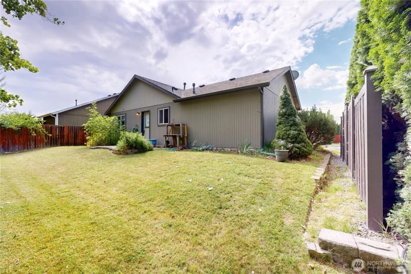 Property photo for 1310 Sw Riparian Court, College Place photo 25