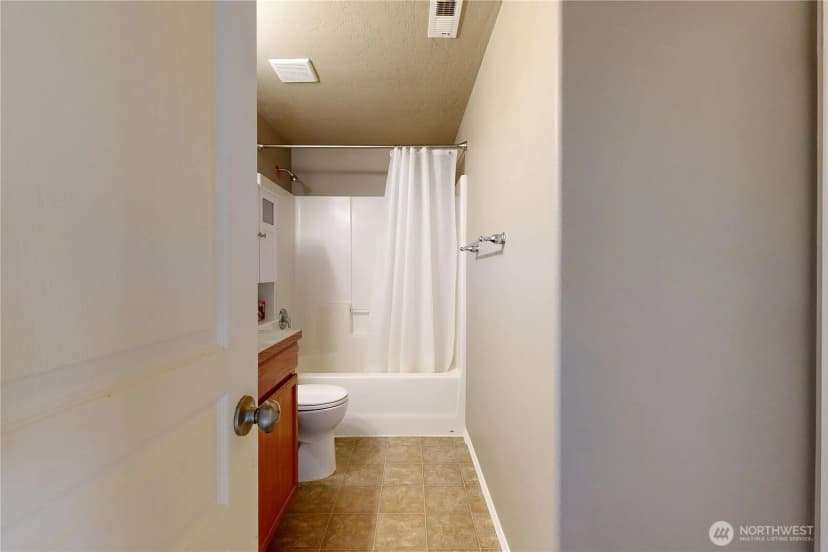 Property photo for 1310 Sw Riparian Court, College Place photo 17