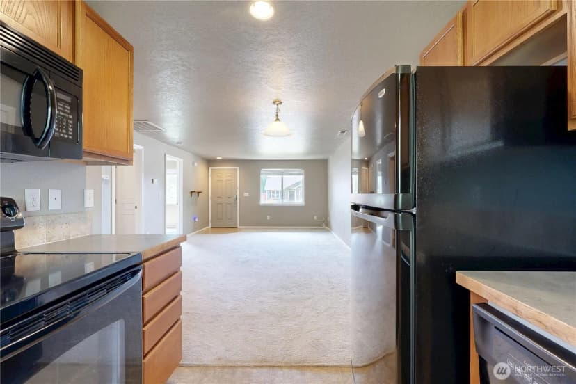 Property photo for 1310 Sw Riparian Court, College Place photo 9