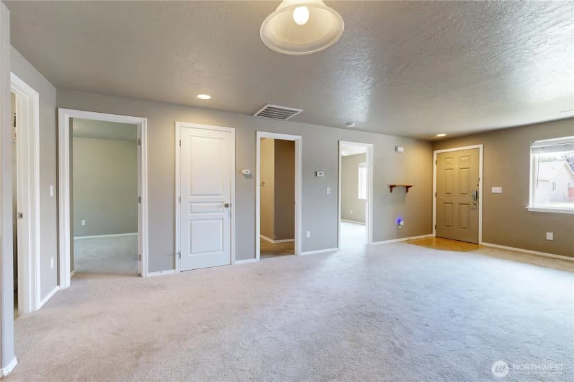Property photo for 1310 Sw Riparian Court, College Place photo 5