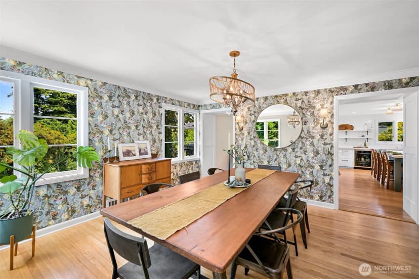 Property photo for 245 Middlefield Road, Bellingham photo 8