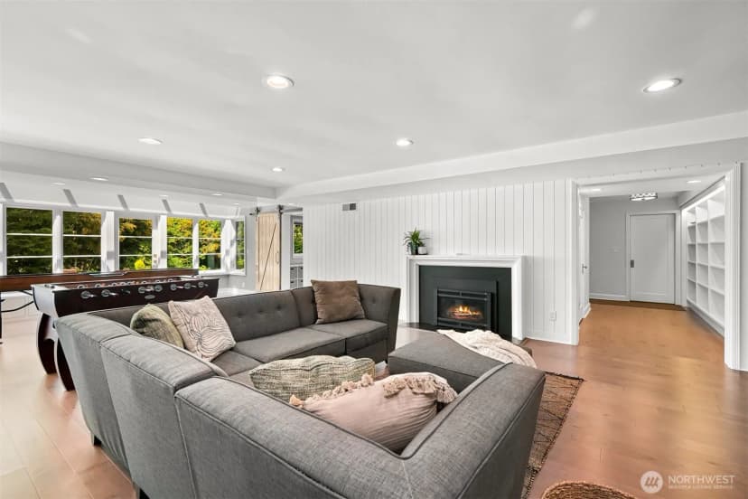 Property photo for 245 Middlefield Road, Bellingham photo 26