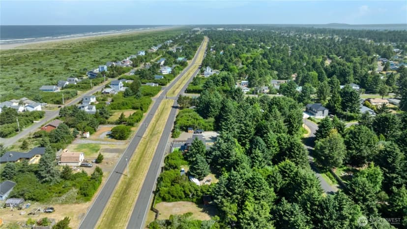 Property photo for 360 Ocean Shores Boulevard Sw, Ocean Shores photo 9