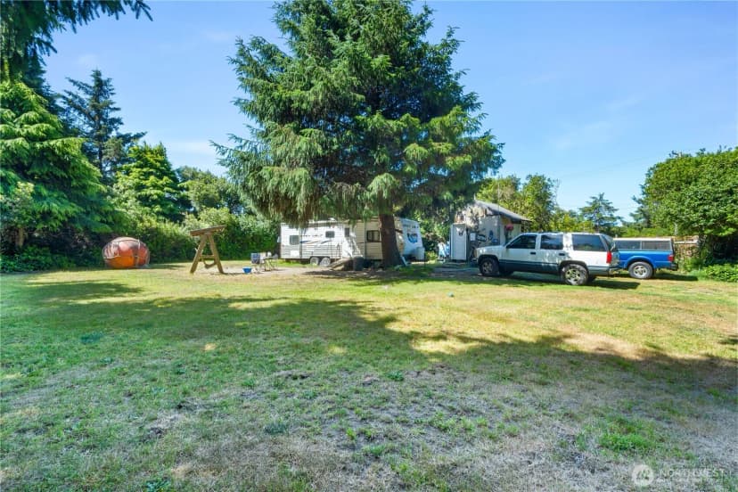 Property photo for 360 Ocean Shores Boulevard Sw, Ocean Shores photo 2