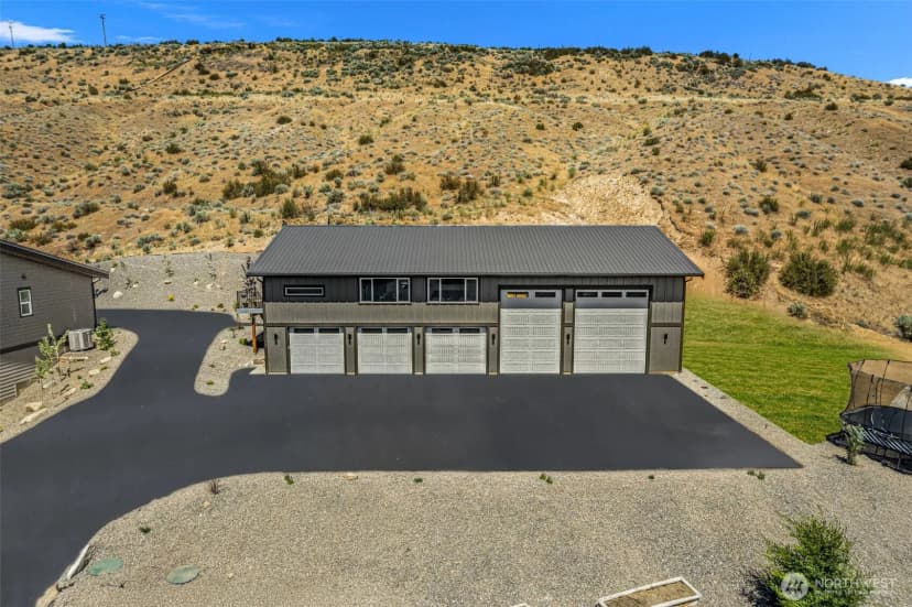 Property photo for 42 Osprey Nest Road, Pateros photo 35