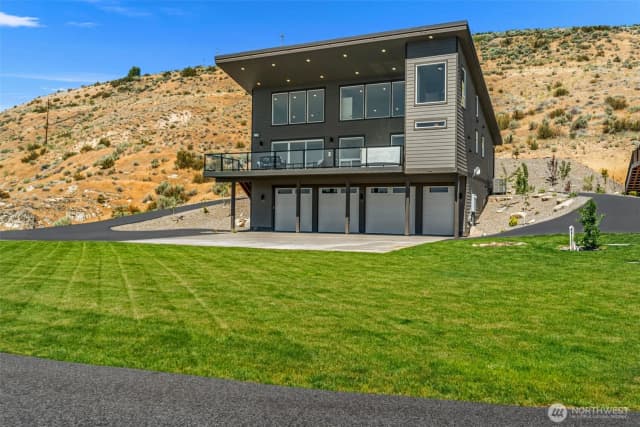 Property photo for 44 Osprey Nest Road, Pateros photo 4