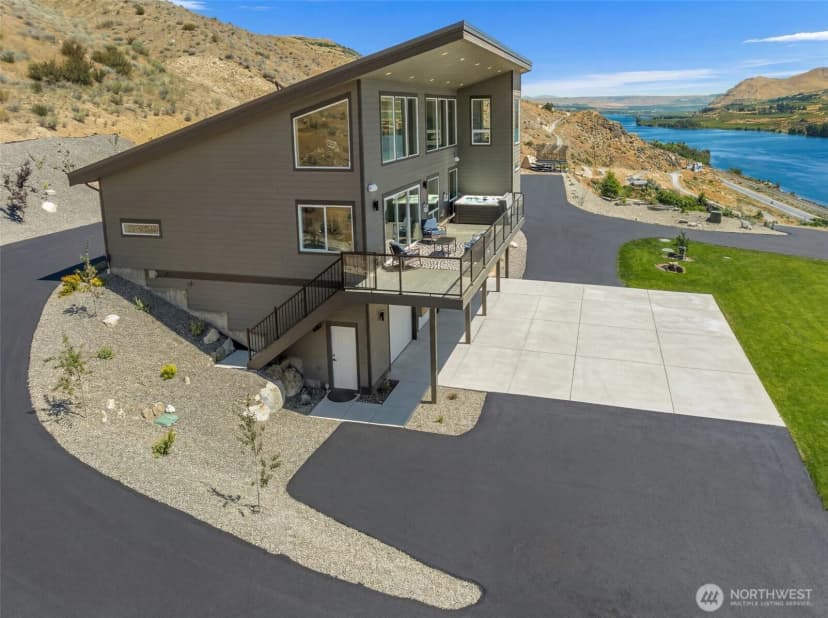 Property photo for 44 Osprey Nest Road, Pateros photo 6