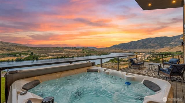 Property photo for 44 Osprey Nest Road, Pateros photo 3
