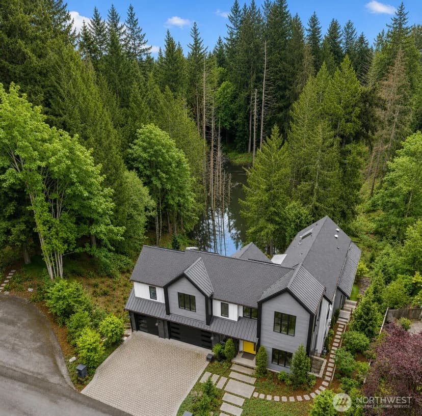 Property photo for 22727 Ne 139th Way, Woodinville photo 2