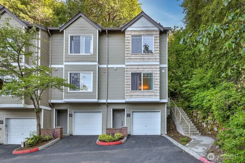 Property photo for 18505 Se Newport Way #f131, Issaquah photo 23