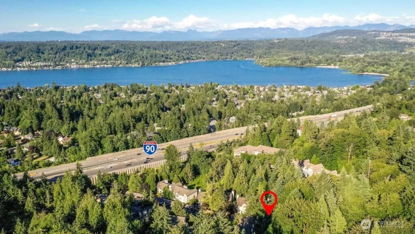 Property photo for 18505 Se Newport Way #f131, Issaquah photo 27