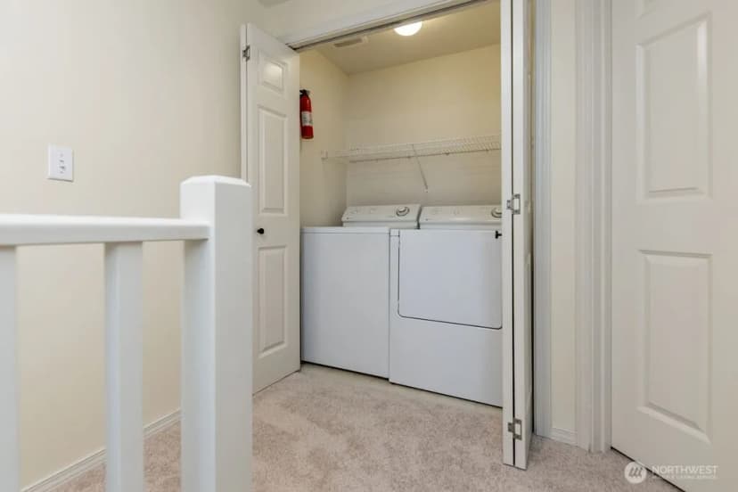 Property photo for 18505 Se Newport Way #f131, Issaquah photo 19