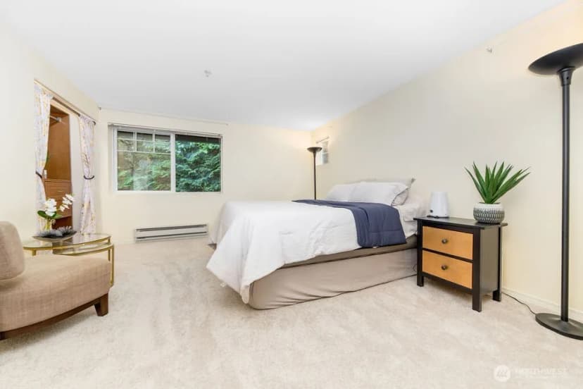 Property photo for 18505 Se Newport Way #f131, Issaquah photo 15
