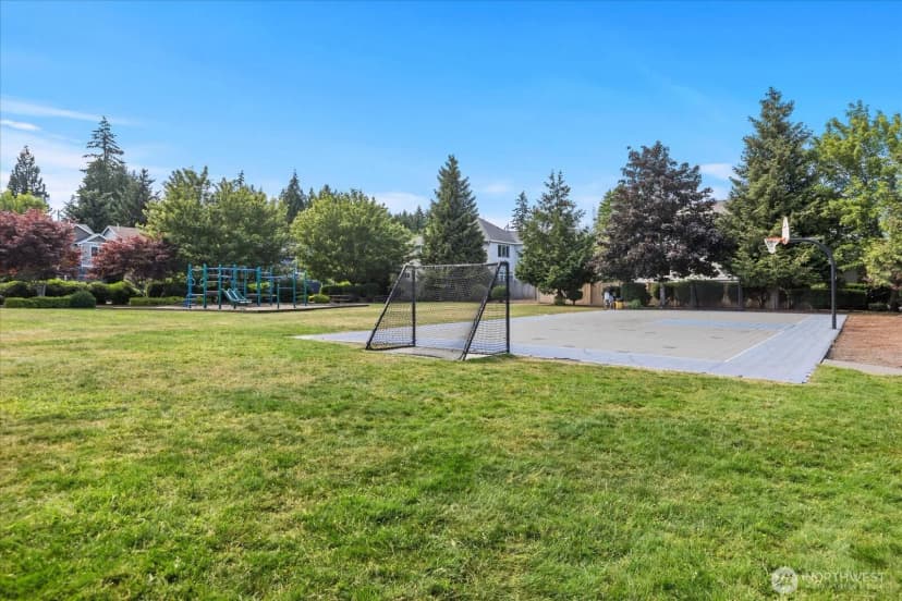 Property photo for 16118 35th Drive Se, Bothell photo 37