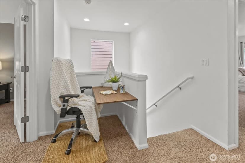 Property photo for 16118 35th Drive Se, Bothell photo 18
