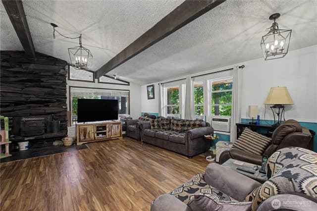 Property photo for 1299 Monte Elma Rd, Elma photo 2