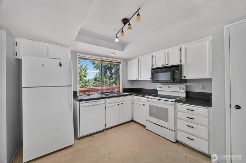 Property photo for 26415 Carnaby Way, Kent photo 12