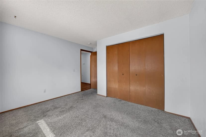 Property photo for 26415 Carnaby Way, Kent photo 22