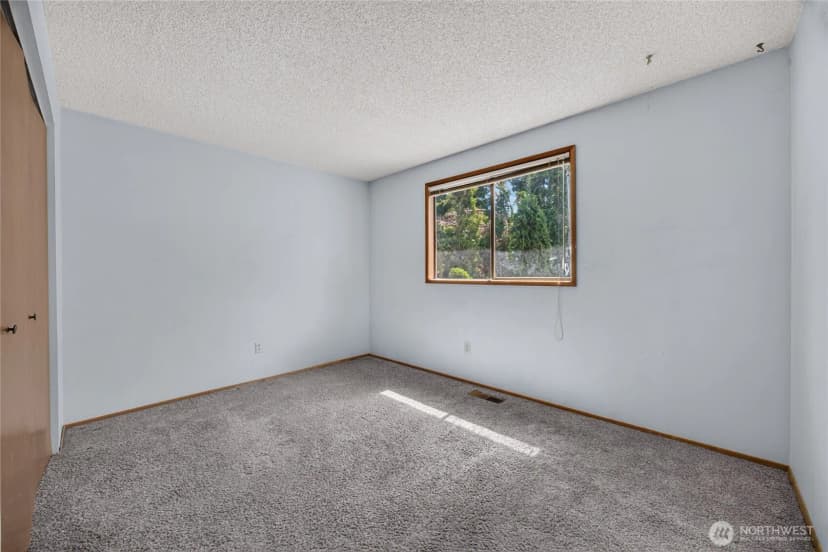 Property photo for 26415 Carnaby Way, Kent photo 21