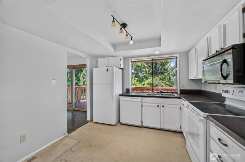 Property photo for 26415 Carnaby Way, Kent photo 10