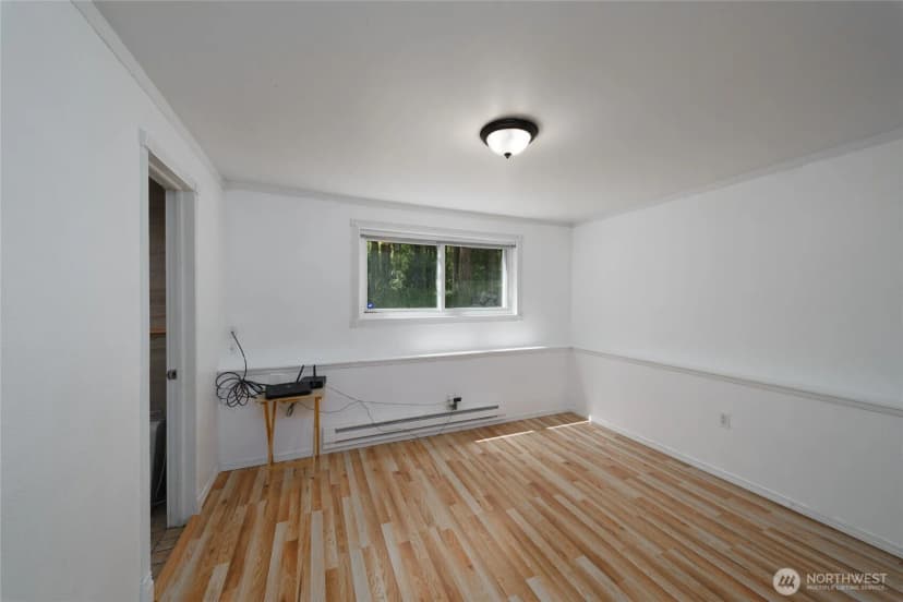 Property photo for 1074 Estate Lane, Oak Harbor photo 26