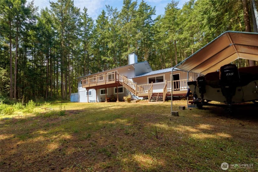 Property photo for 1074 Estate Lane, Oak Harbor photo 34