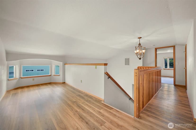 Property photo for 8141 Comox Road W, Blaine photo 18