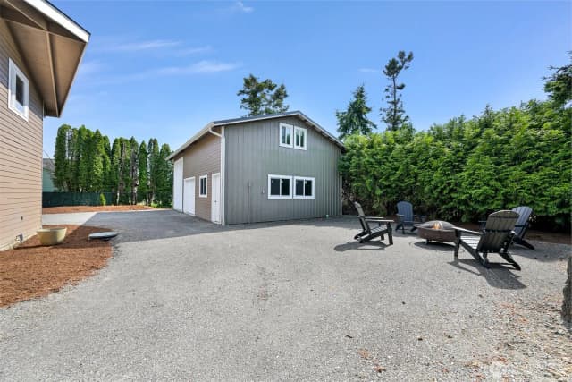 Property photo for 8141 Comox Road W, Blaine photo 5