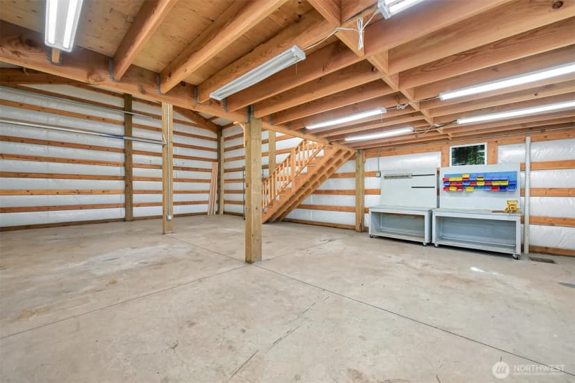 Property photo for 8141 Comox Road W, Blaine photo 25