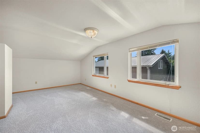 Property photo for 8141 Comox Road W, Blaine photo 17