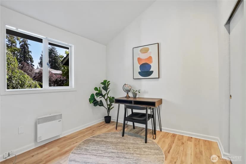 Property photo for 12122 Ne 108th, Kirkland photo 15